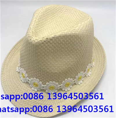 Kappell Fedora Bi Fjura Żgħira