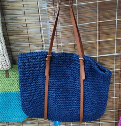 Borża tat-Tiben tan-Nisa tal-Moda Blu