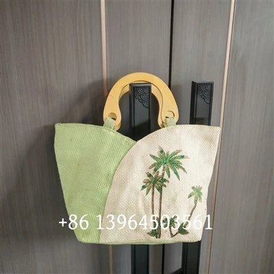Handbags tal-bambu minsuġ