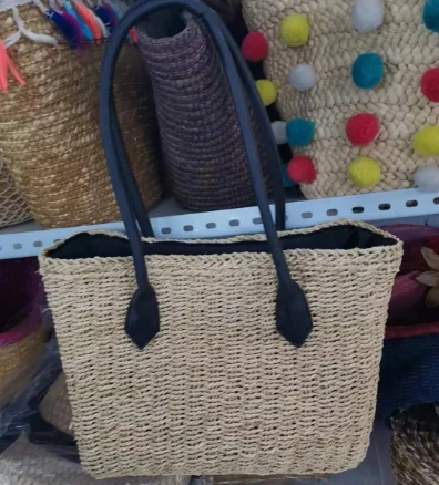 Borża tan-Nisa tal-Karta tal-Karta Minsuġa