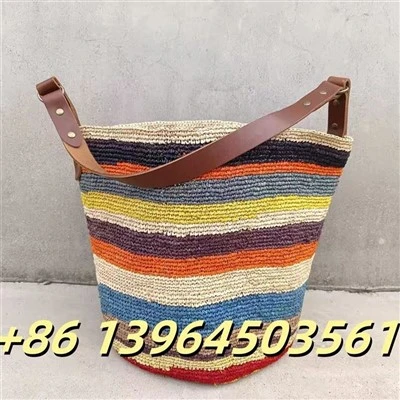 Barmil tar-raffia mlewna b'ġilda reali