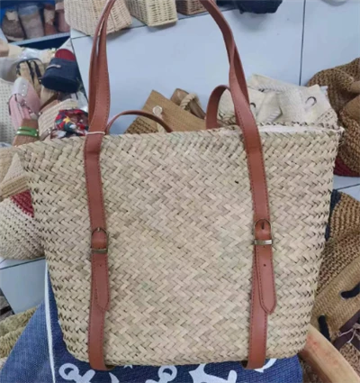 Pu twil jimmaniġġja borża chic tat-tiben