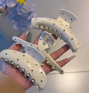 Nisa Hair Claws Aċċessorji